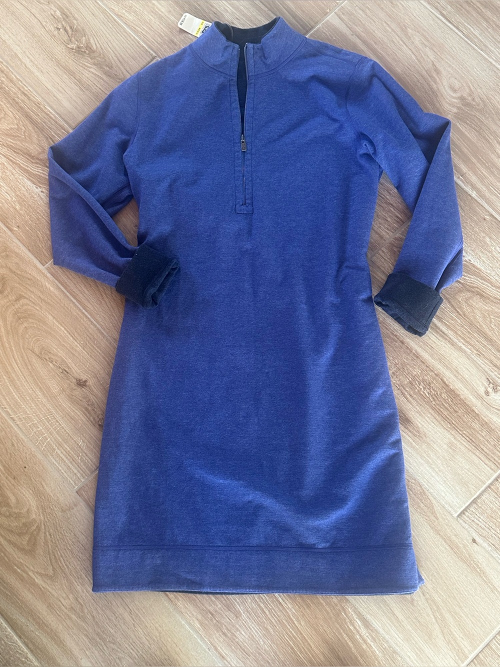 NWT 🆕Tommy Bahama 1/2  zip sweater Midi dress. Size M. 2 shades of blue - Picture 7 of 9